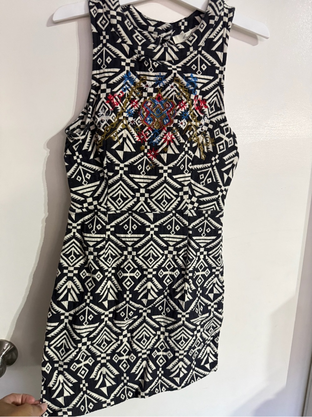EUC Women’s Mini Dress Aztec Print Open Back Size Small